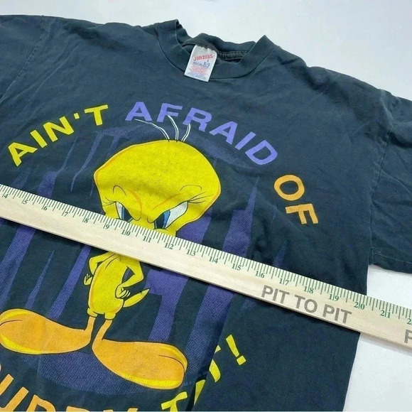 Y2K Tweety Bird Mens Size L short sleeve shirt 1633 - Picture 7 of 8